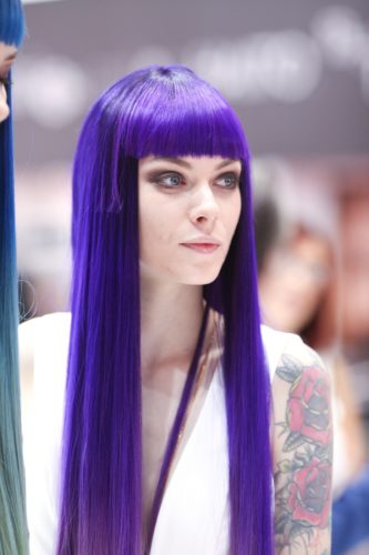 Salon International 2016 Londra capelli lunghi viola